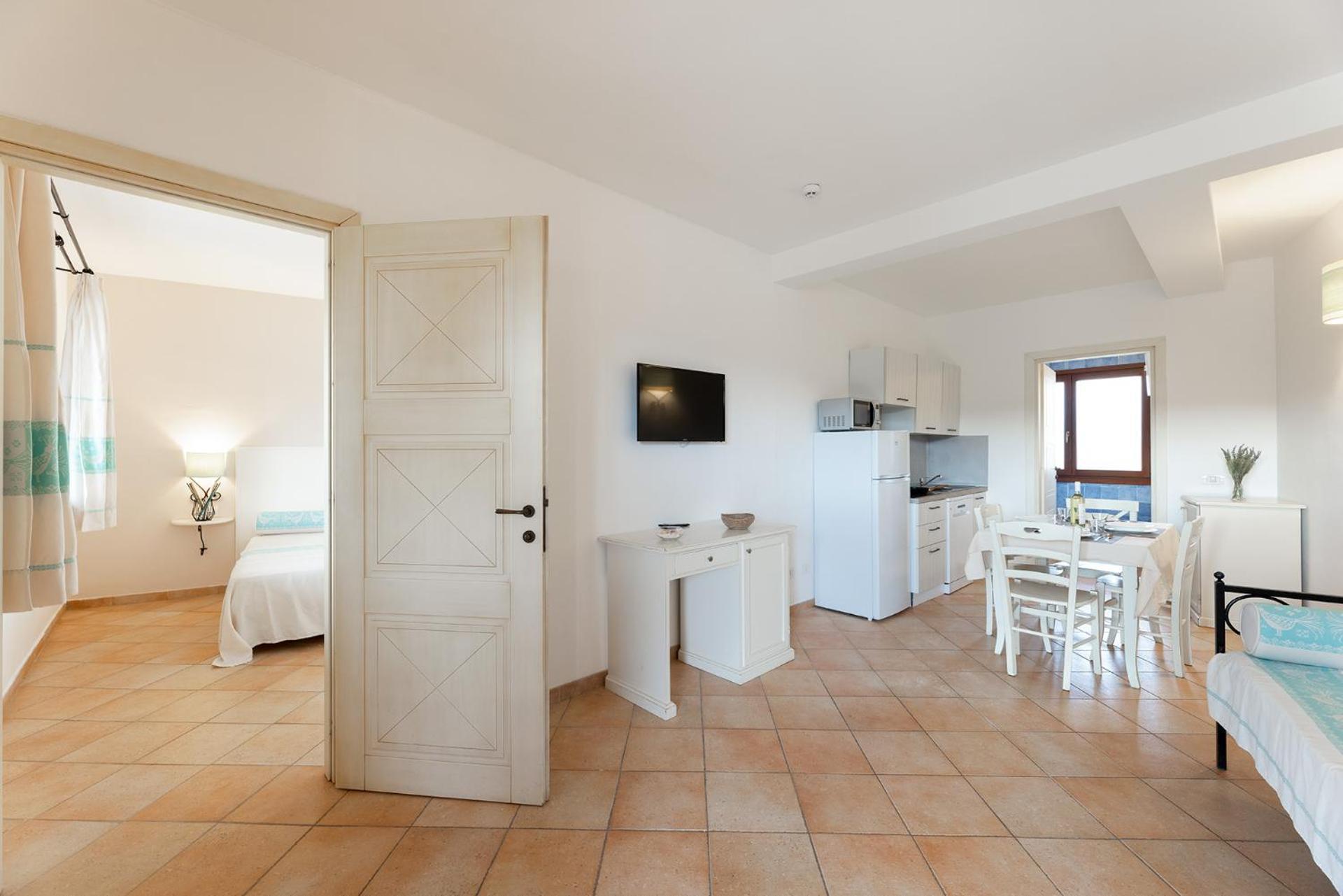 Residence Baia Dei Mirti Vignola Mare Buitenkant foto