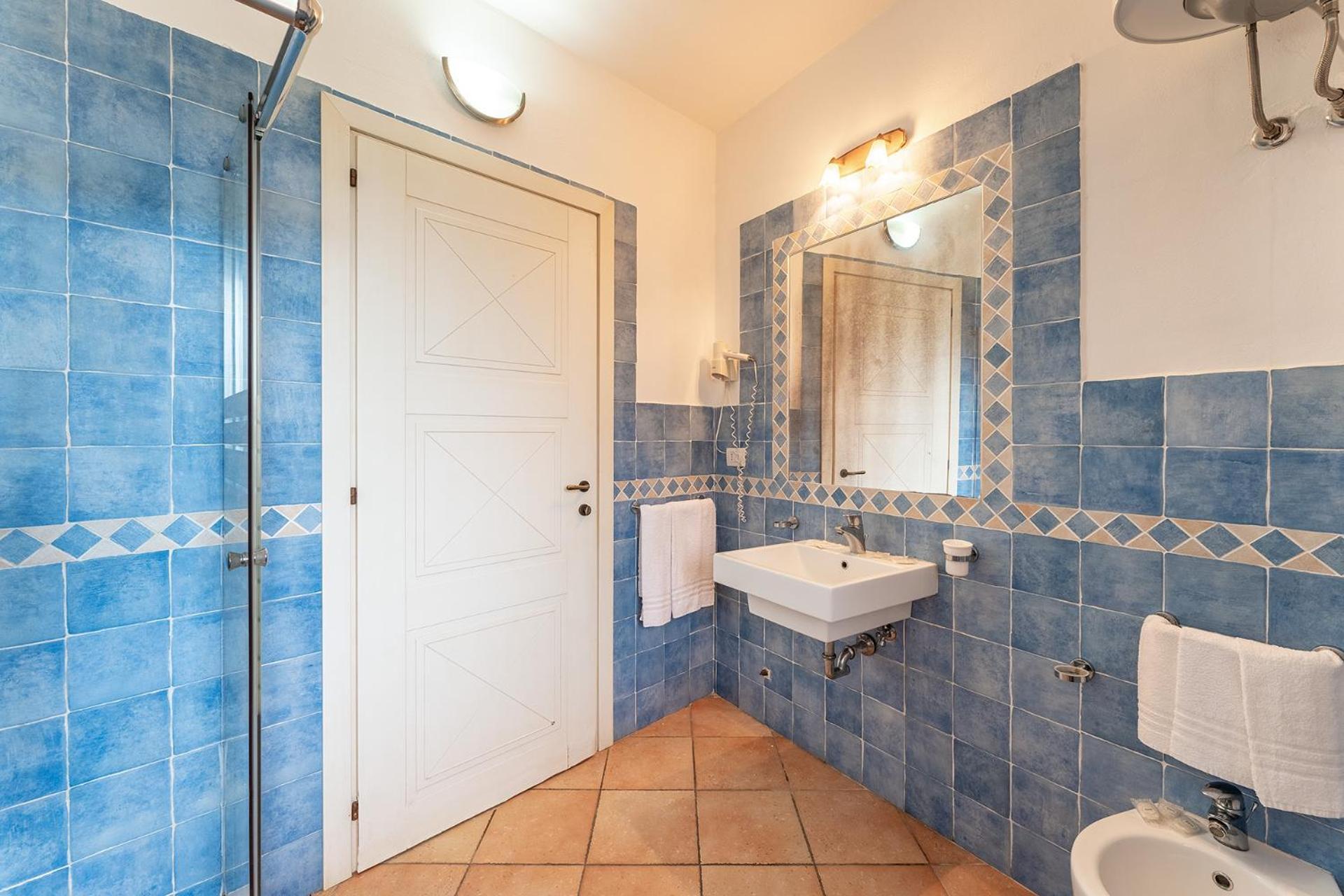 Residence Baia Dei Mirti Vignola Mare Buitenkant foto
