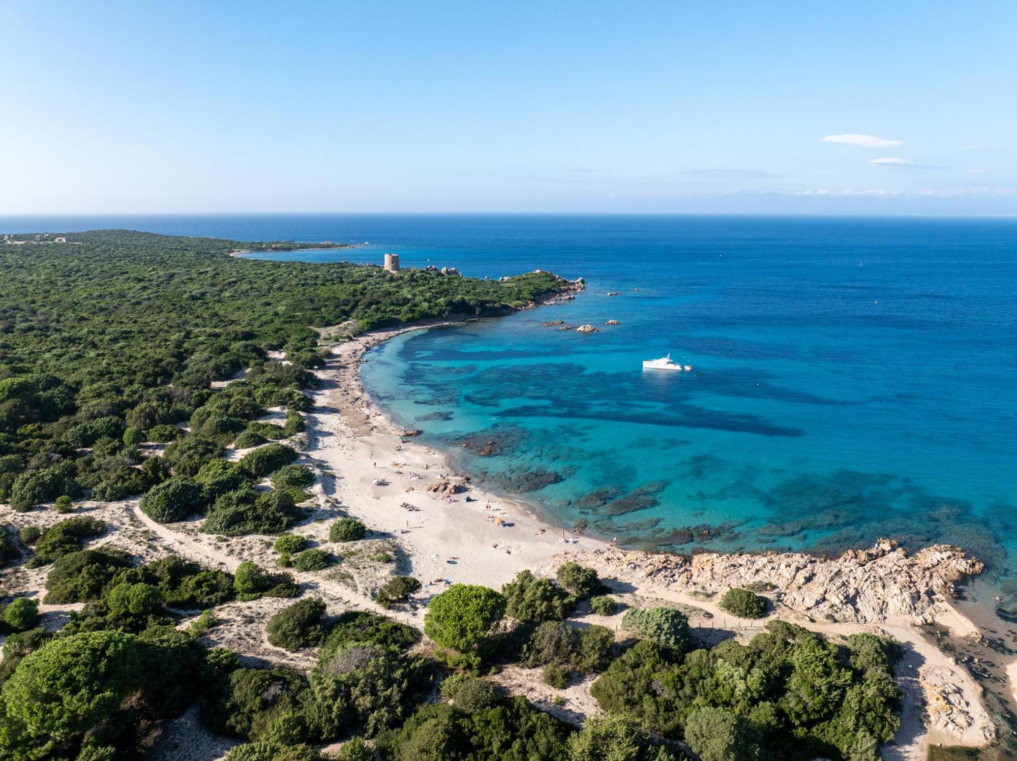 Residence Baia Dei Mirti Vignola Mare Buitenkant foto
